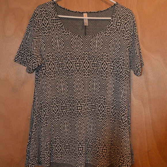 LuLaRoe Tops - Lularoe